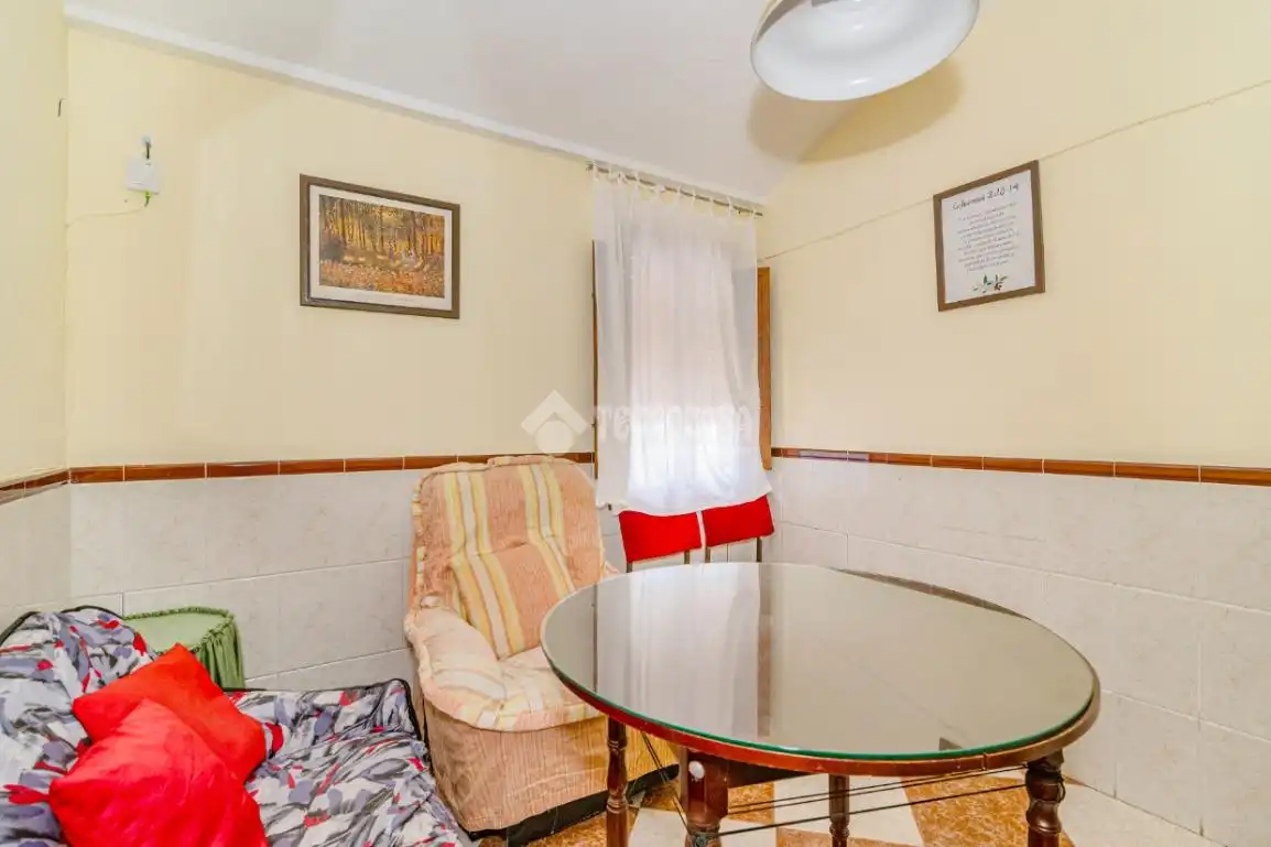 Casa adosada en venta en Lucena con Terraza