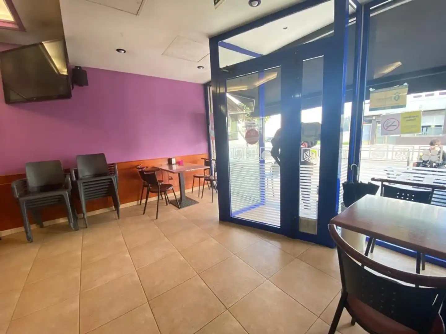Local comercial en venda a Travesía de Meicende, imagen 3