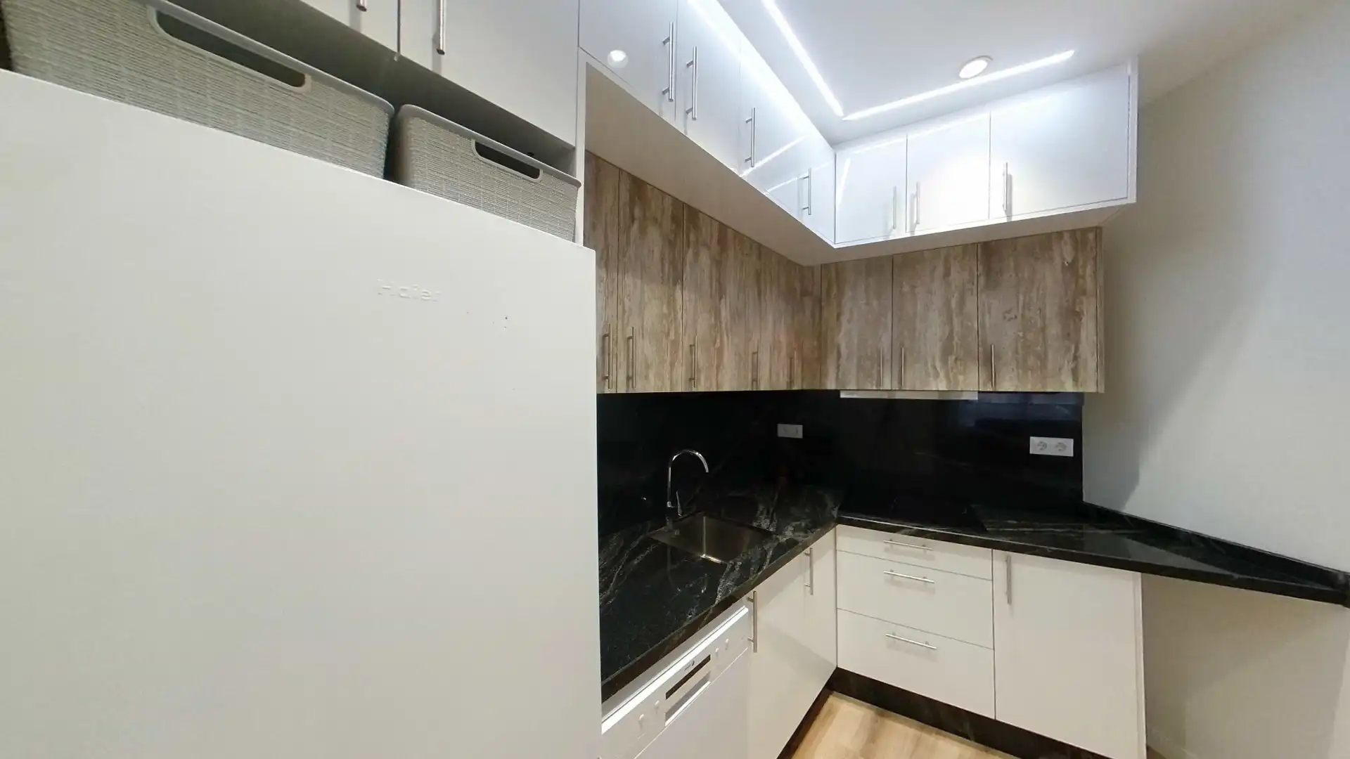 Flat for rent in Calle de las Islas Jarvi, Tres Olivos - Valverde
