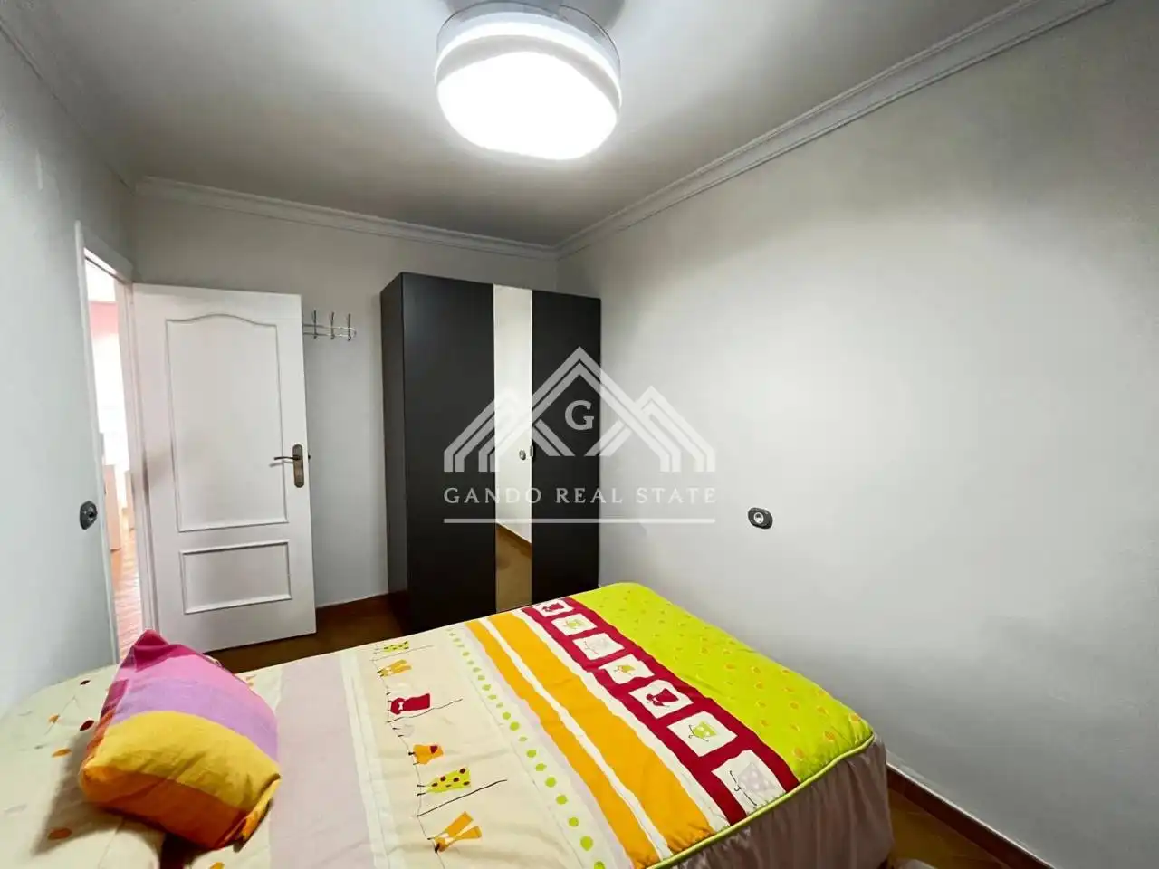 Habitación de Piso de alquiler en Dos Hermanas con Aire acondicionado y Amueblado