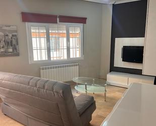 Living room of Flat to rent in Puertollano  with Heating, Furnished and Oven