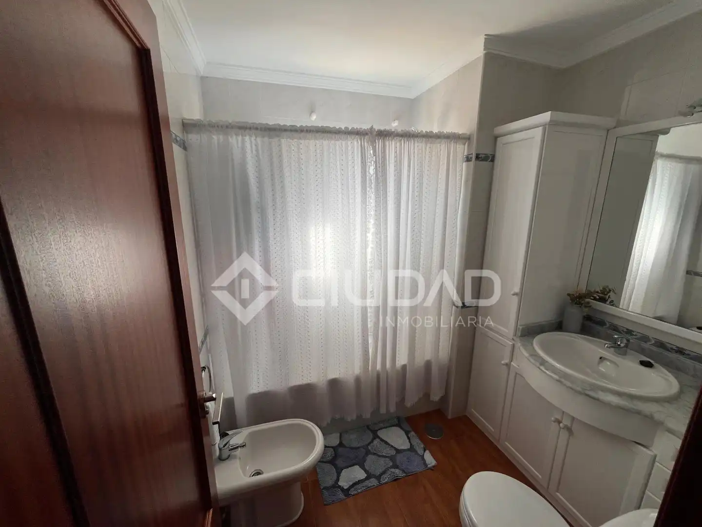Bathroom of Flat for sale in Sanlúcar de Barrameda  with Air Conditioner and Balcony