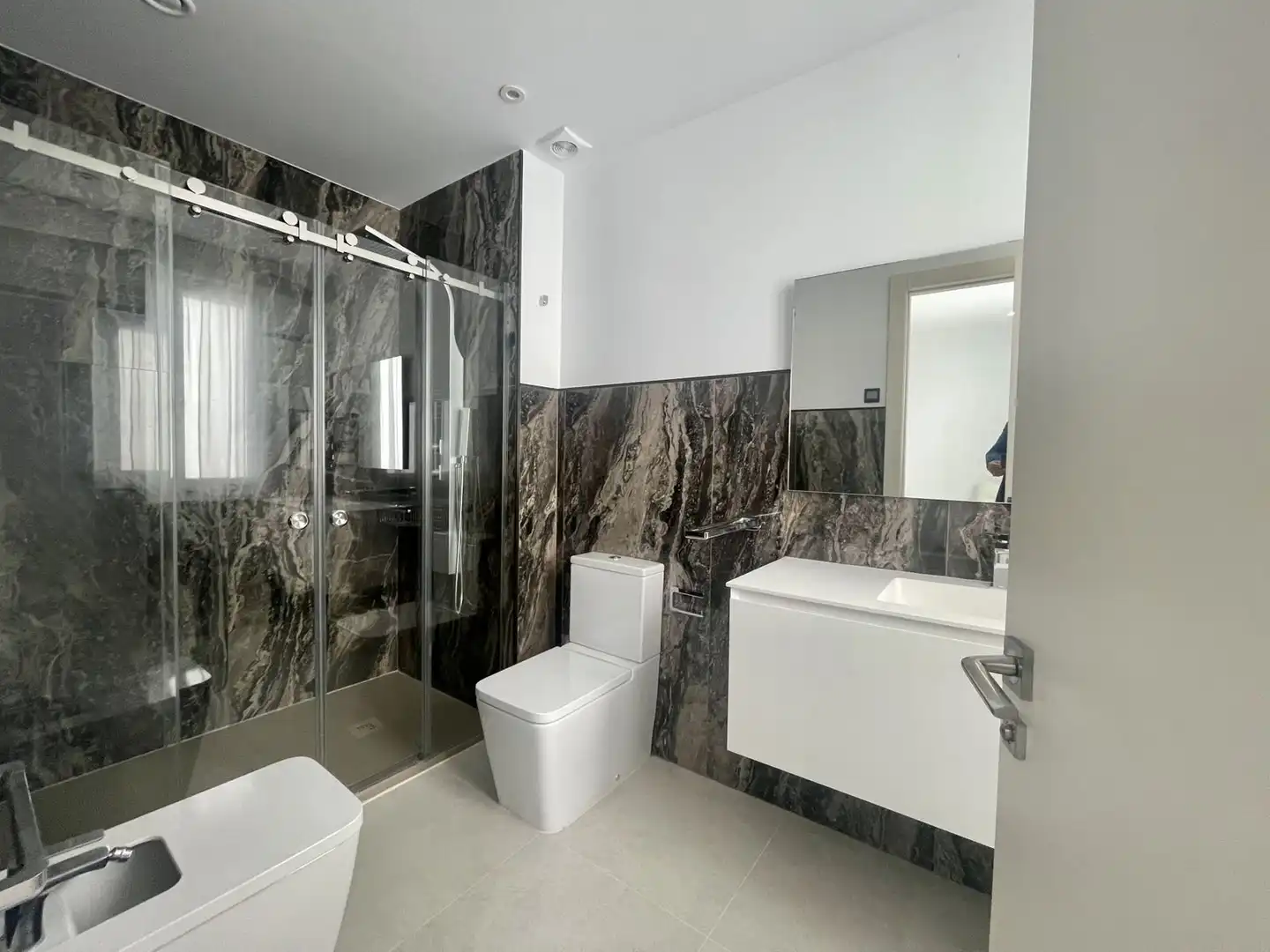 Apartament amb terrassa en venda a Conjunto Benabolá 7, imagen 33