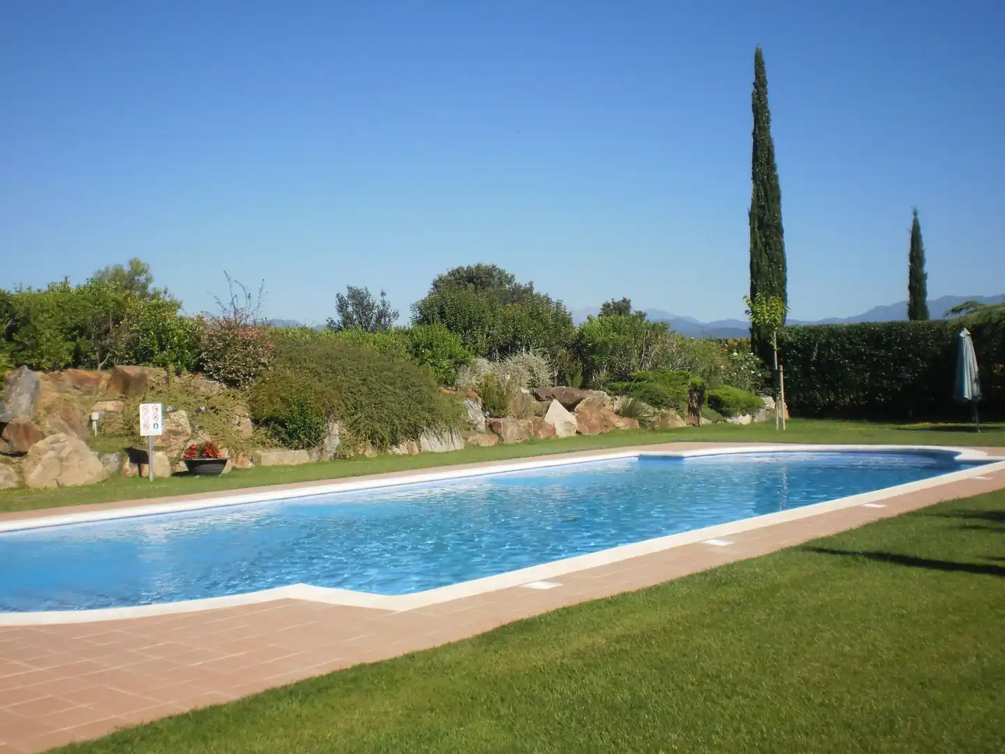 Piscina de Dúplex en venta en Navata con Calefacción, Trastero y Piscina comunitaria