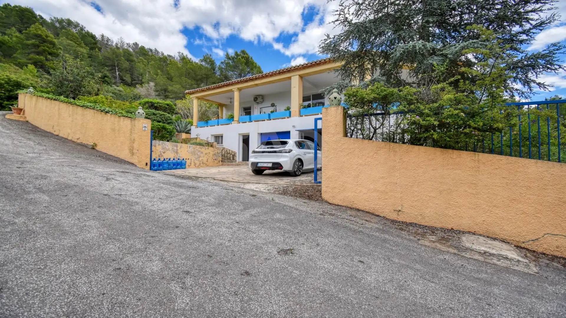 Vista exterior de Casa o xalet en venda en Pedreguer amb Aire condicionat, Calefacció i Terrassa