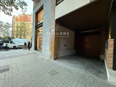 Individual for sale in Sardenya