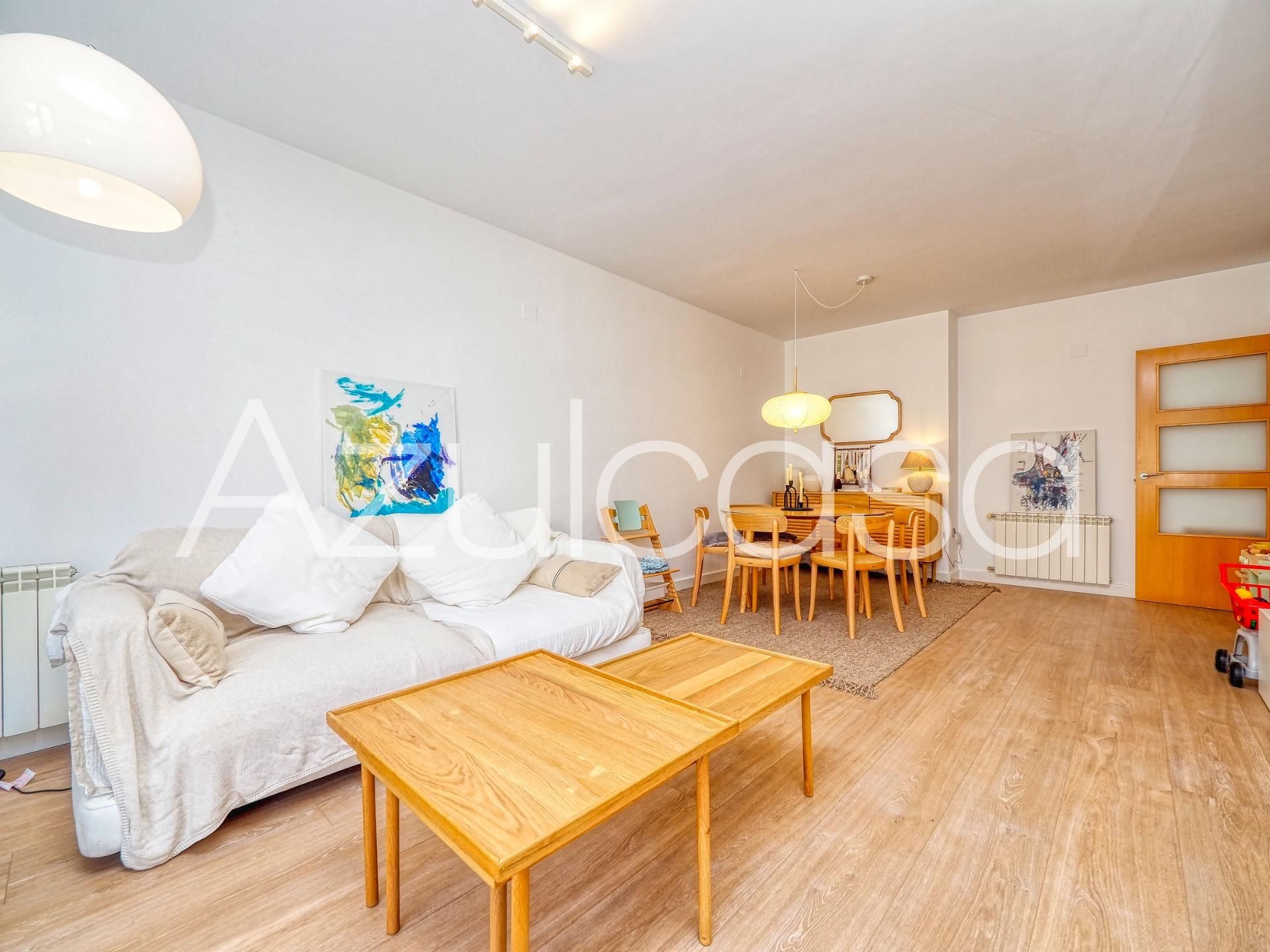 Living room of Flat for sale in Alicante / Alacant  with Air Conditioner, Heating and Alarm