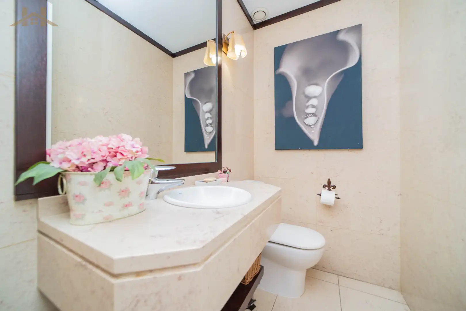 Baño de Planta baja en venta en Majadahonda con Aire acondicionado, Calefacción y Jardín privado