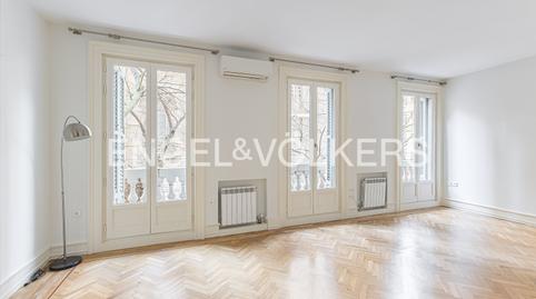 Foto 2 de Apartament de lloguer a Almagro,  Madrid Capital