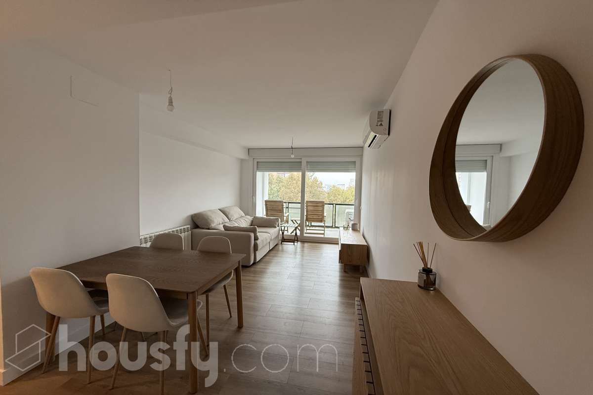 Flat to rent in Calle de José Arcones Gil, Pueblo Nuevo