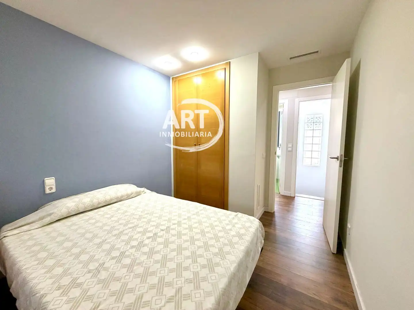 Dormitori de Casa o xalet en venda en La Pobla de Vallbona amb Aire condicionat, Calefacció i Jardí privat