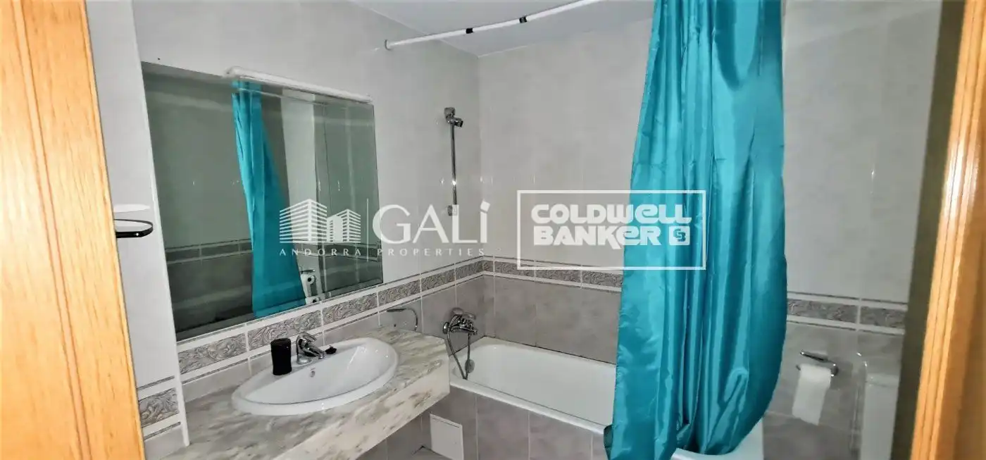 Piso con terraza en venta en Carretera general 5 43, imagen 14