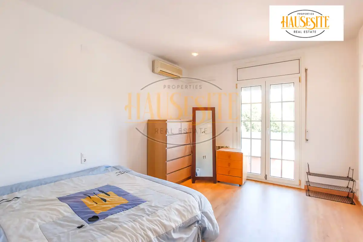 Habitación de Casa o chalet en venta en Sant Pere de Ribes con Aire acondicionado, Calefacción y Jardín privado