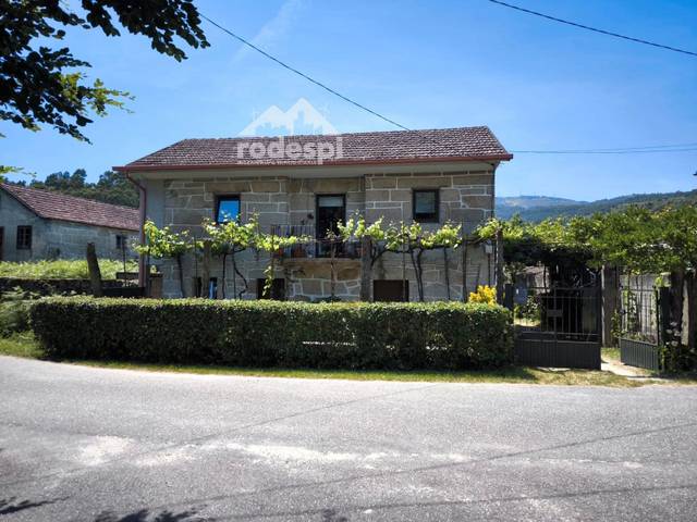 Casa-chalet en Venta en Arbo