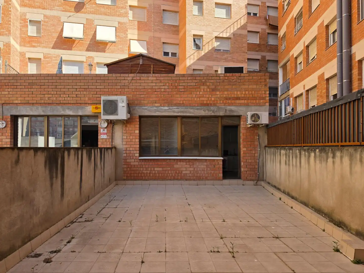 Vista exterior de Oficina en venda en Lleida