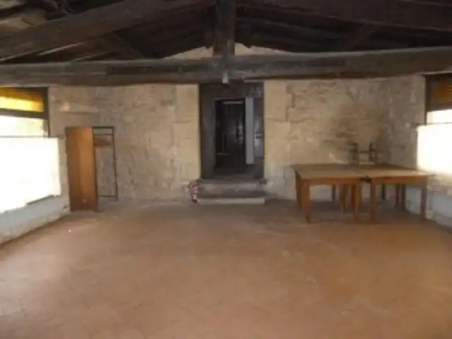 Edifici en venda en Oyón-Oion