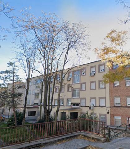 Piso en Venta en Calle de Gomeznarro en Canillas