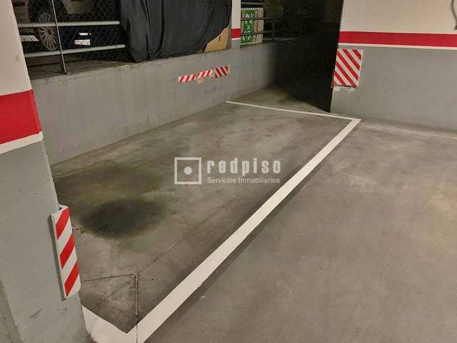 Garaje en Venta en de la Acantita en Butarque