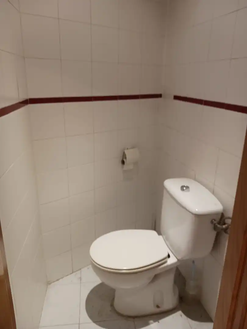 Business premises to rent in Calle de Calatrava, imagen 5