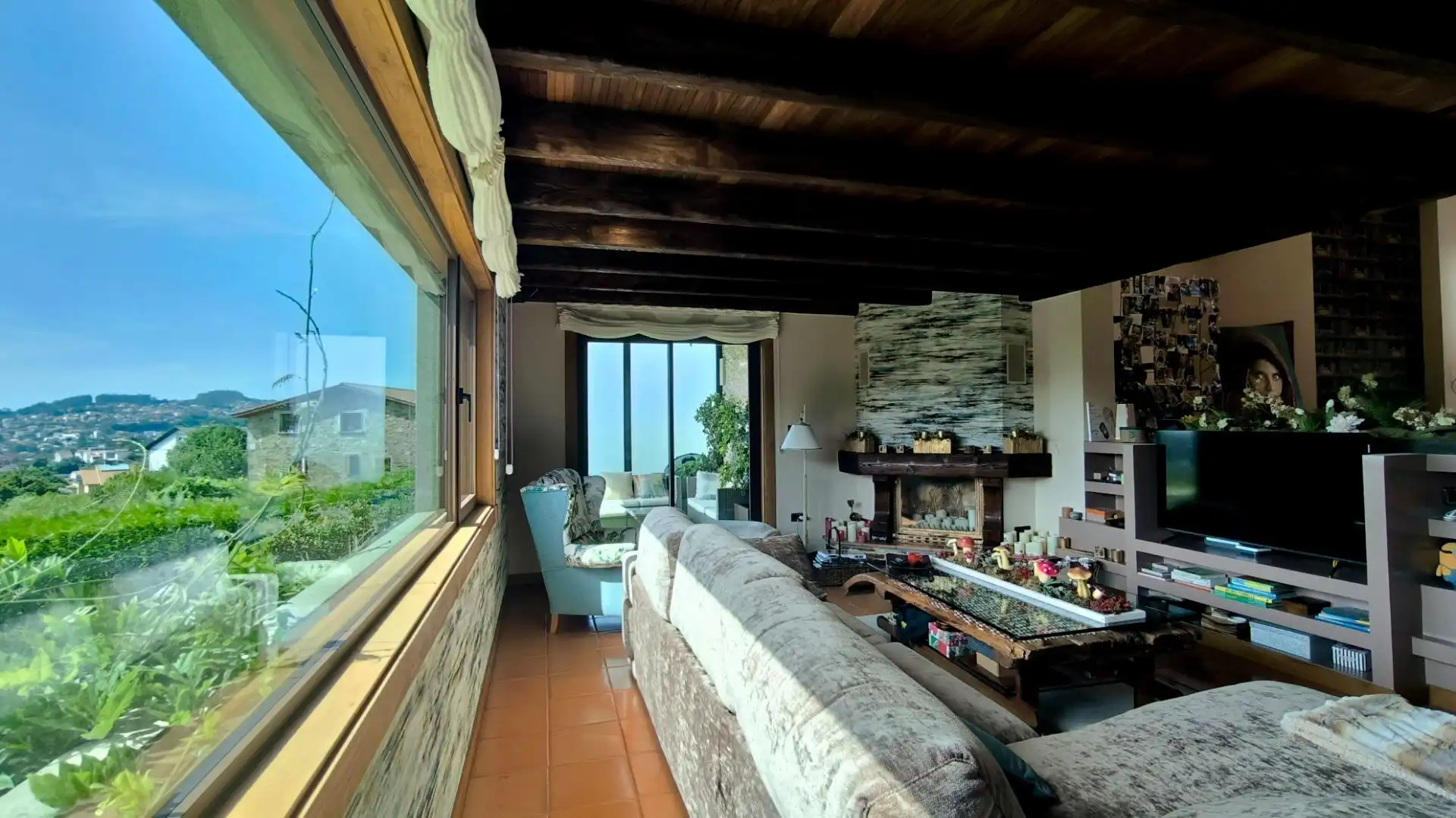 Living room of Houses for sale in Vigo   with Air Conditioner, Heating and Private garden