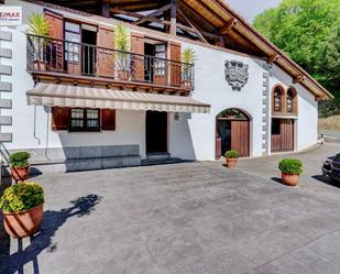 Vista exterior de Casa o xalet en venda en Tolosa amb Calefacció, Terrassa i Traster