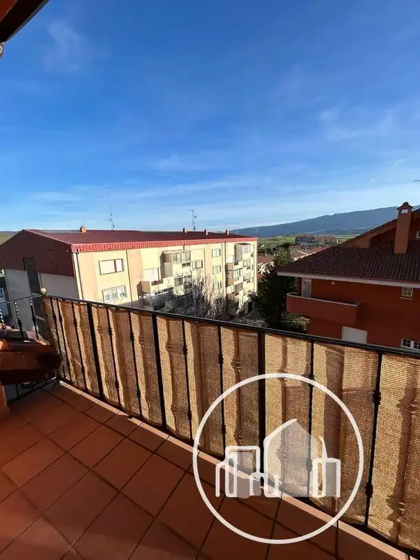 Duplex con ascensore in vendita a Medina de Pomar, imagen 4