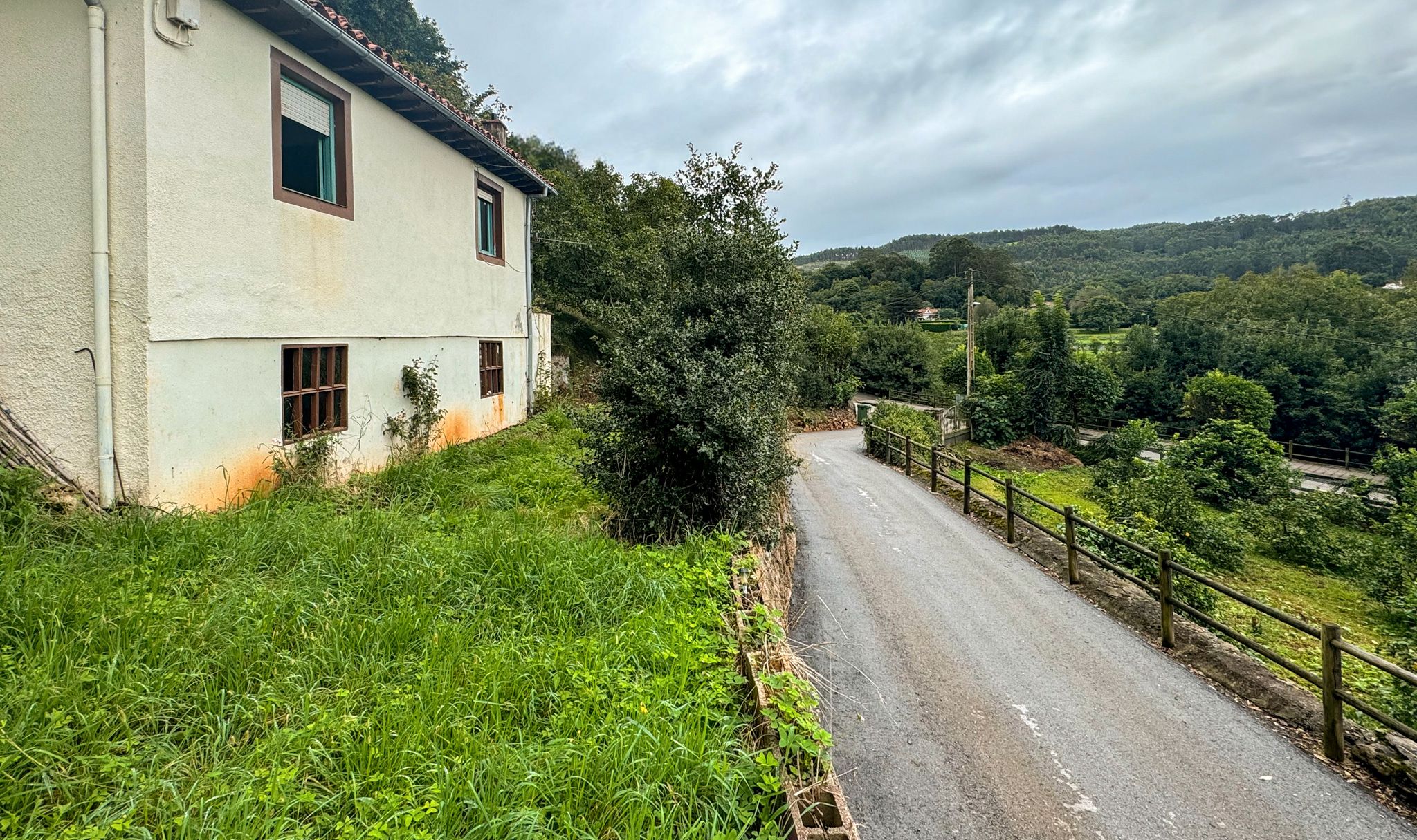 Vista exterior de Casa o chalet en venta en Alfoz de Lloredo con Jardín privado