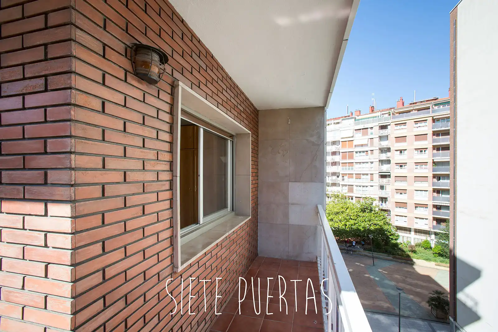 Vista exterior de Piso en venta en Donostia - San Sebastián  con Calefacción, Terraza y Trastero