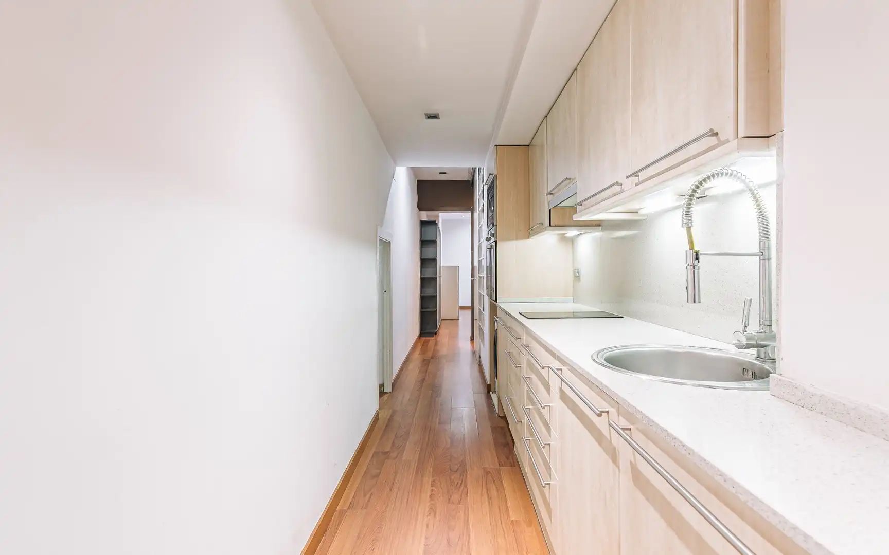 Local comercial en venta en Lincoln, imagen 8