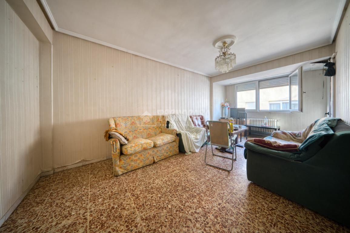 Living room of Flat for sale in Valladolid Capital  with Heating and Terrace