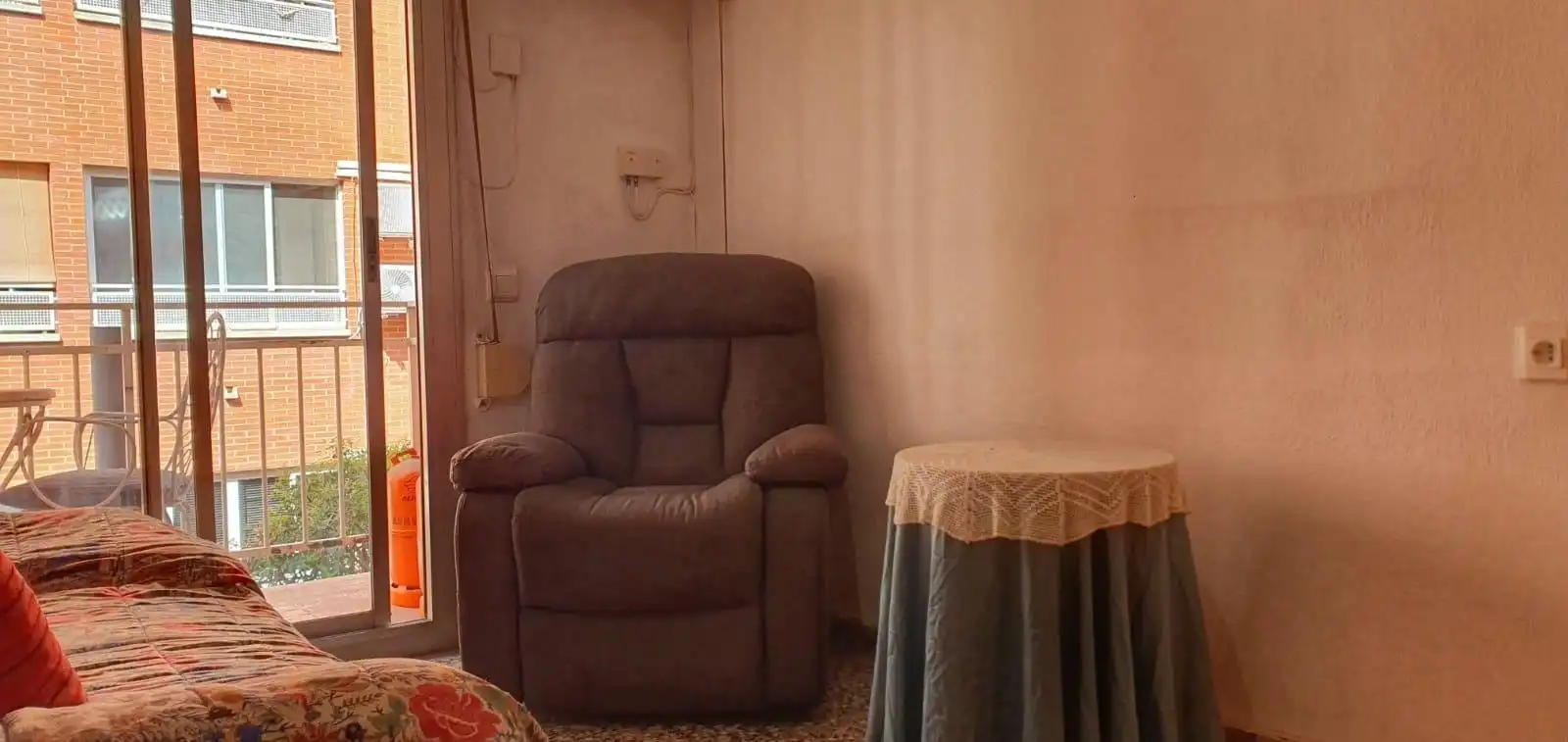 Sala de estar de Piso en venta en San Vicente del Raspeig / Sant Vicent del Raspeig con Aire acondicionado, Amueblado y Balcón