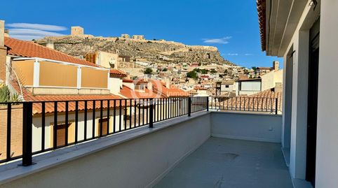 Ático de 2 dormitorios con 2 terrazas en el centro de Lorca