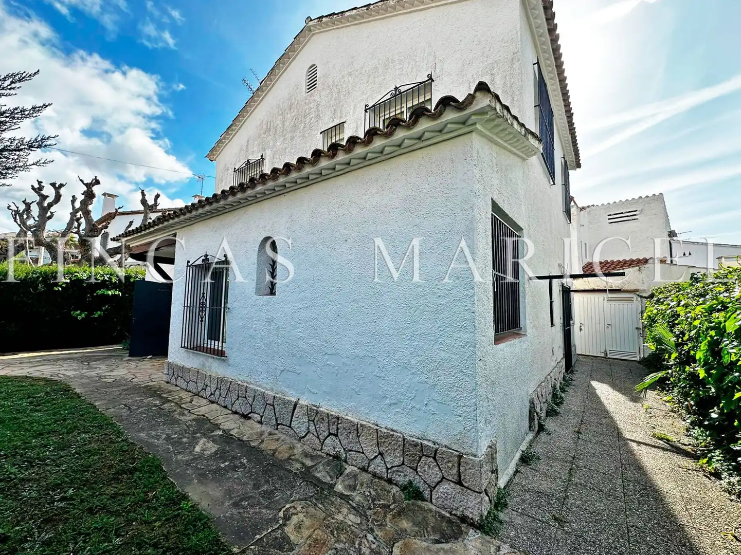 Vista exterior de Casa o xalet en venda en Sitges amb Calefacció, Jardí privat i Traster