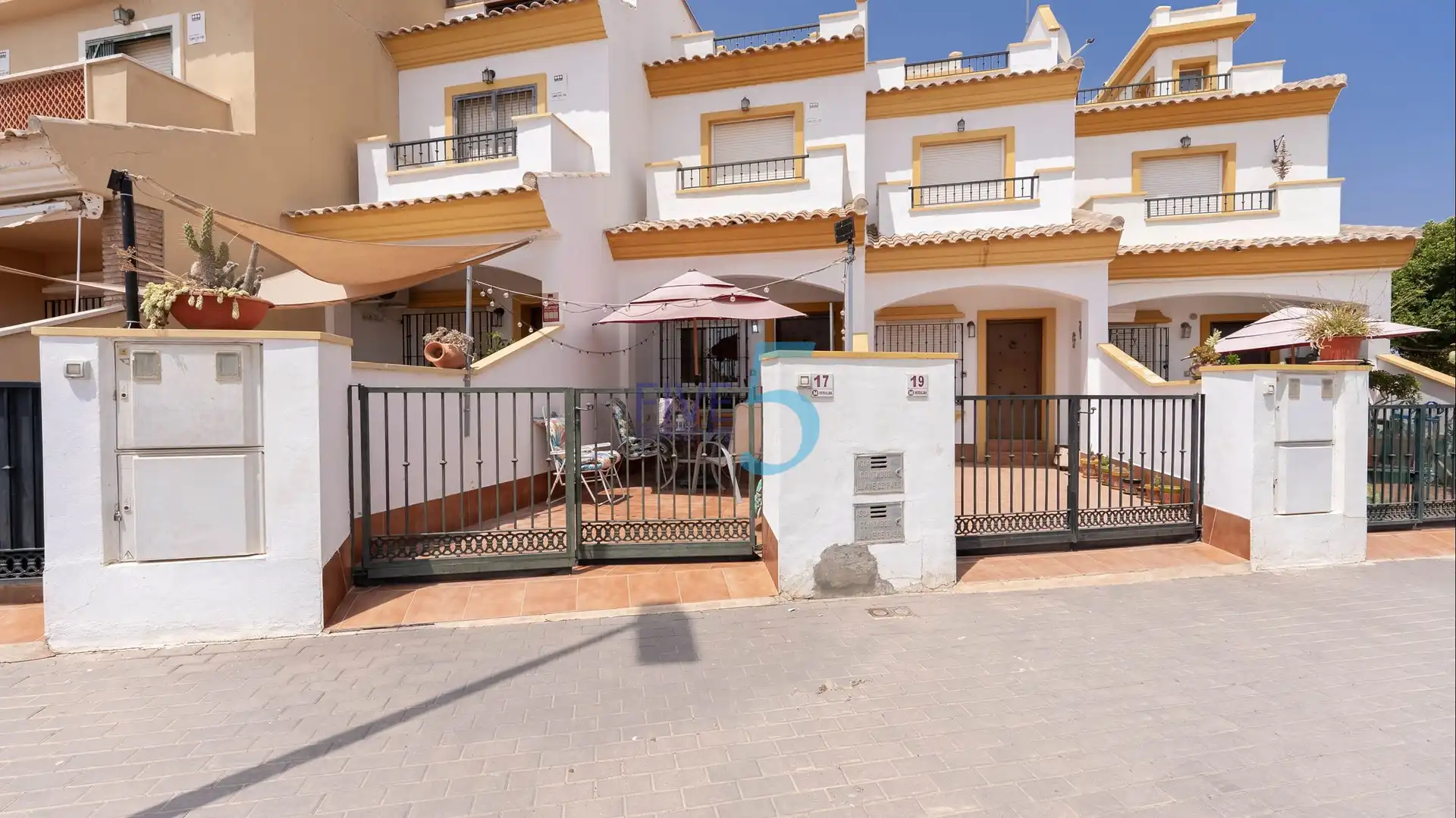 Vista exterior de Casa adosada en venta en Torre-Pacheco con Aire acondicionado, Calefacción y Terraza