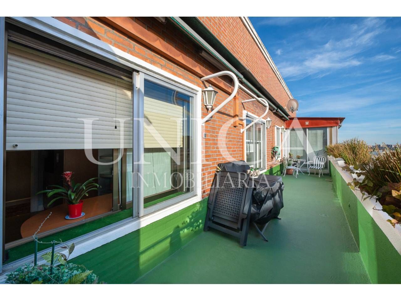 Terraza de Ático en venta en  Madrid Capital con Aire acondicionado, Calefacción y Parquet