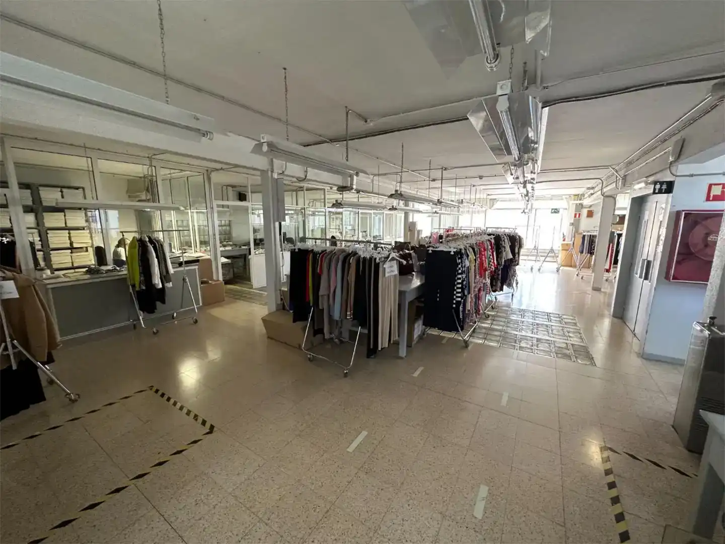 Industrial buildings for rent in Mediona