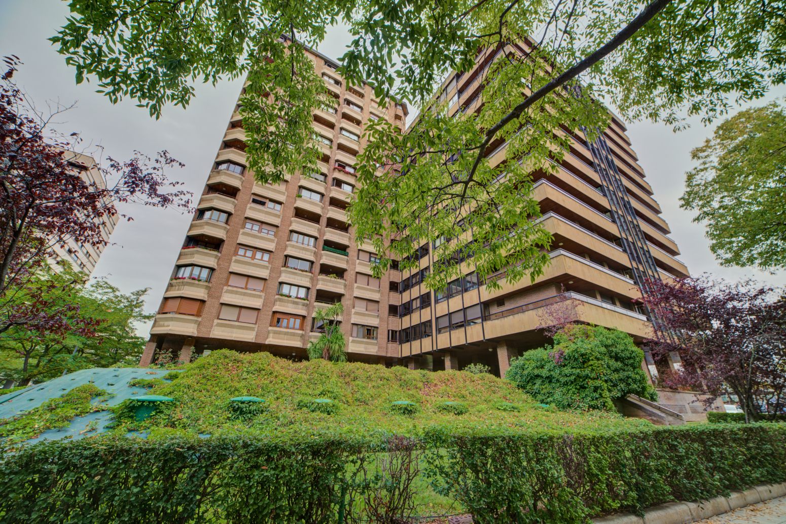 Vista exterior de Pis en venda en  Pamplona / Iruña amb Calefacció, Parquet i Traster