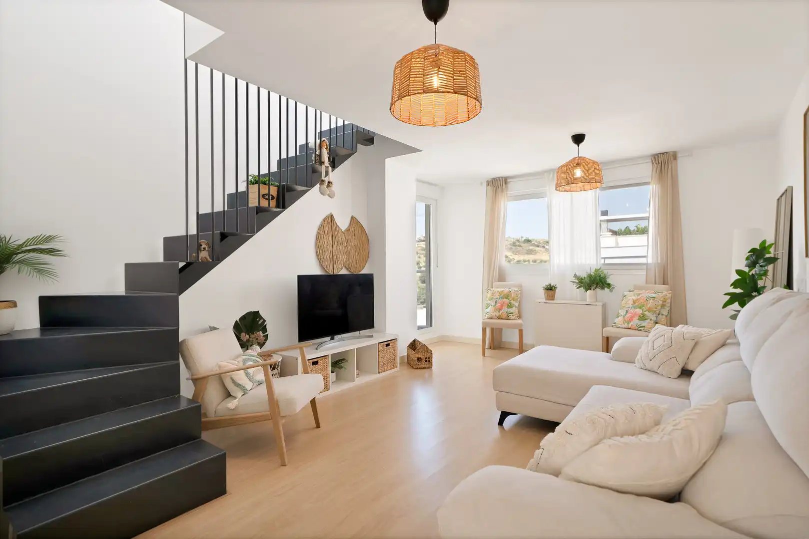 Living room of Attic for sale in Estepona  with Air Conditioner, Terrace and Storage room