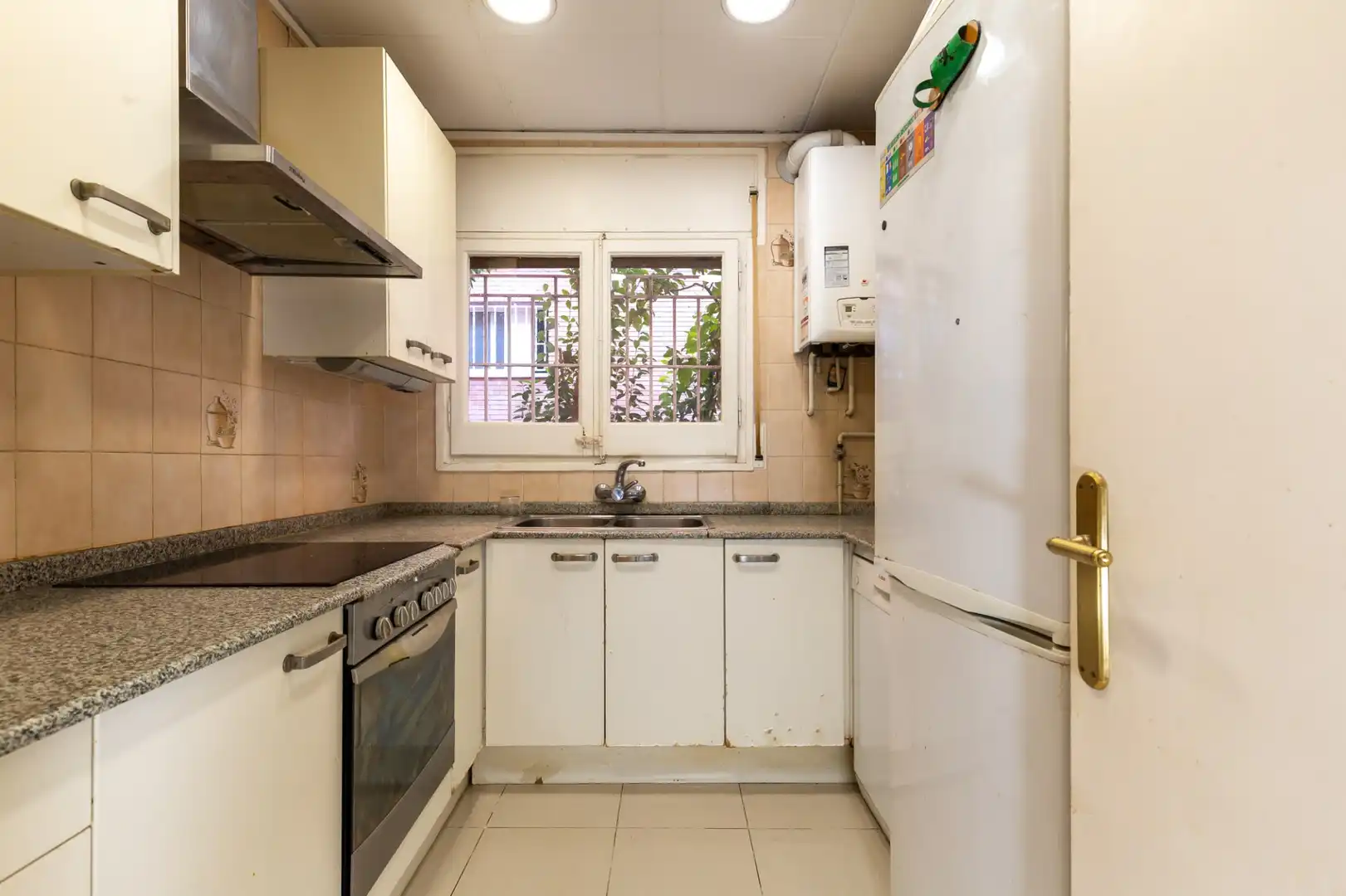 Cuina de Casa o xalet en venda en Montcada i Reixac amb Aire condicionat, Calefacció i Terrassa