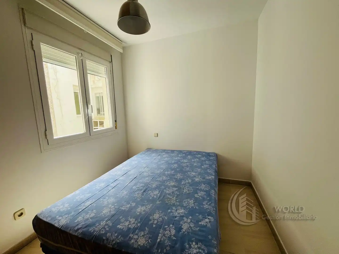 Habitación de Piso de alquiler en Madrid con Aire acondicionado, Calefacción y Horno