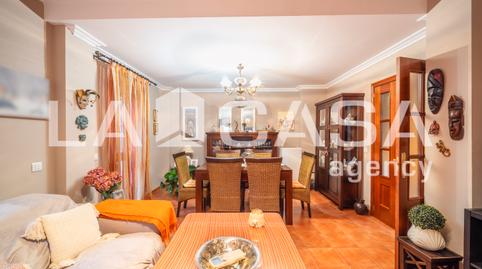 Foto 3 de Casa adosada en venta en La Hacienda - Nueva Andalucía, Dos Hermanas