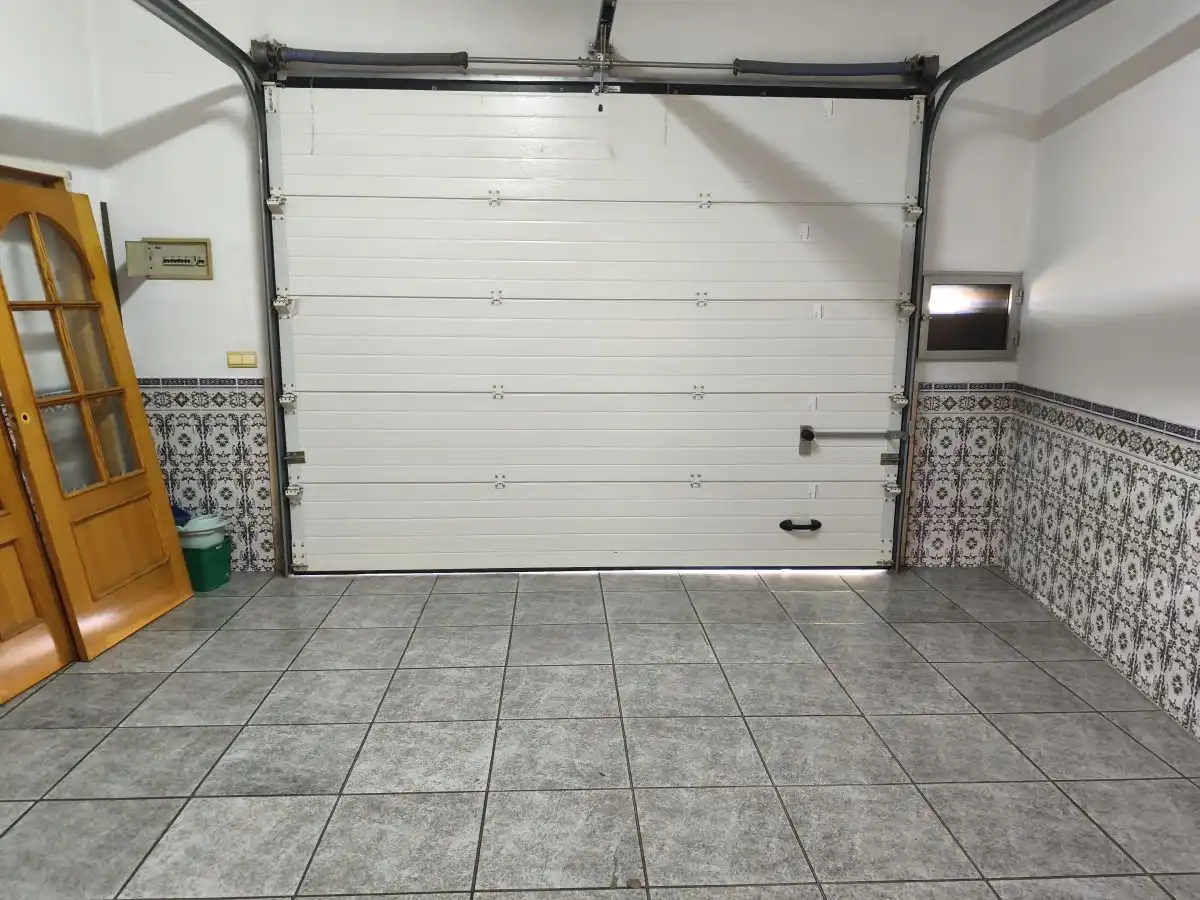 Parking of Houses for sale in Alginet  with Furnished and Alarm