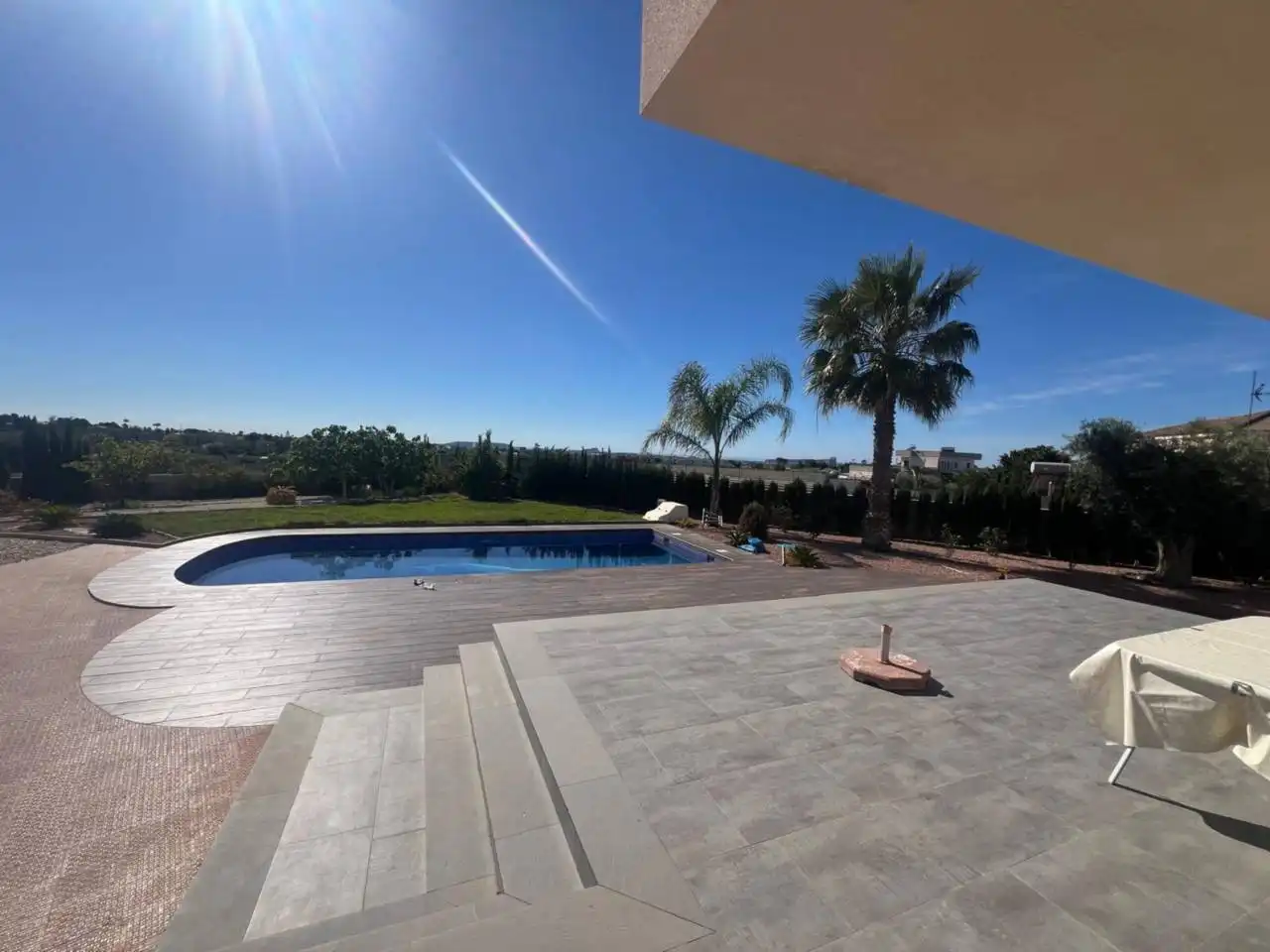 Piscina de Casa o xalet en venda en Alicante / Alacant amb Aire condicionat, Calefacció i Jardí privat