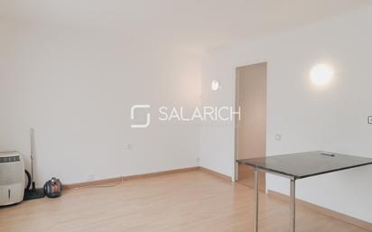 Living room of Flat for sale in  Barcelona Capital  with Air Conditioner