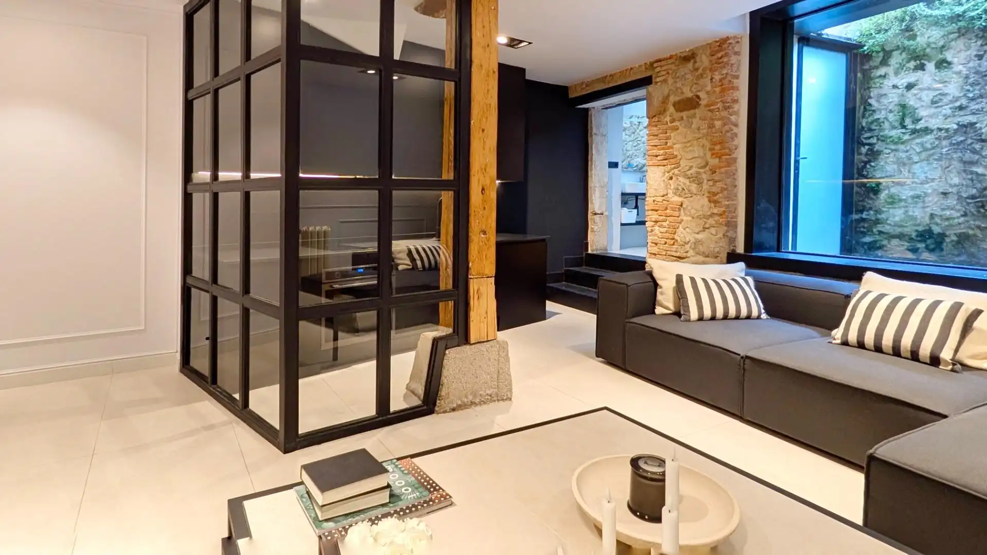 Living room of Flat for sale in Santander  with Heating
