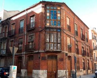 Exterior view of Building for sale in Valladolid Capital