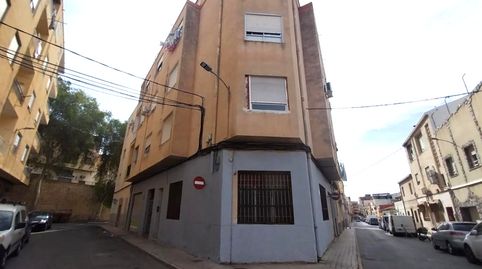 Foto 4 de Piso en venta en Zarzuela, Centro, Elda