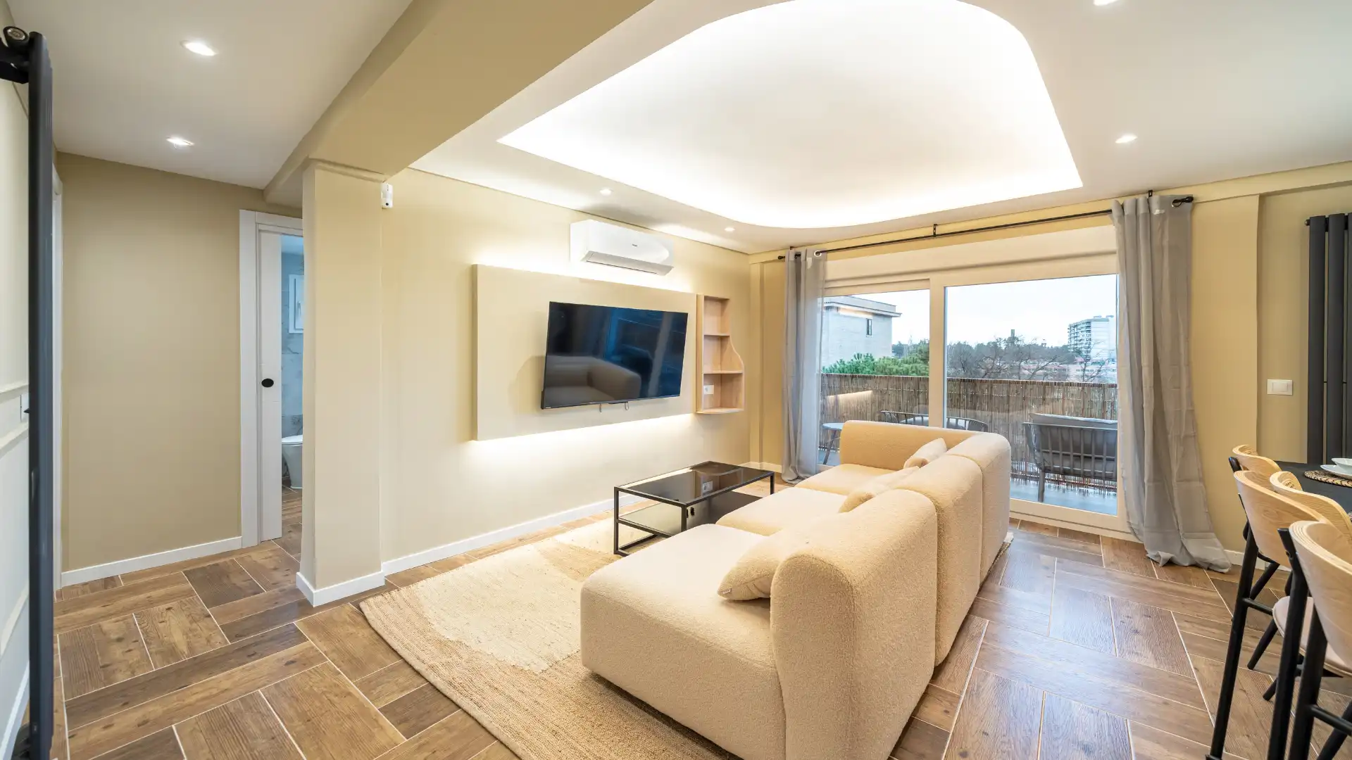 Living room of Flat for sale in  Madrid Capital  with Air Conditioner, Heating and Terrace