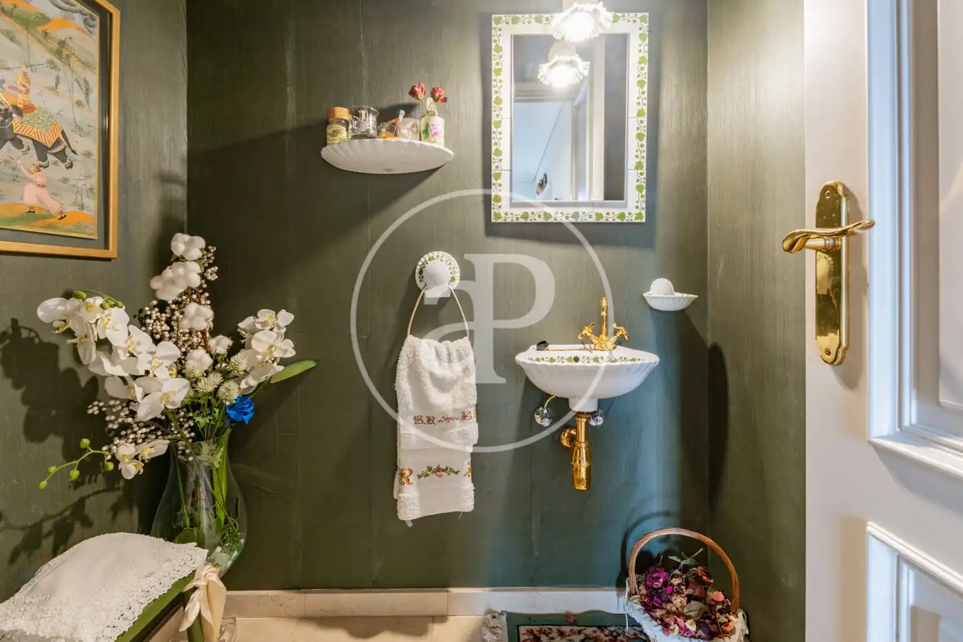Bathroom of Detached homes for sale in Madrid  with Air Conditioner, Heating and Private garden