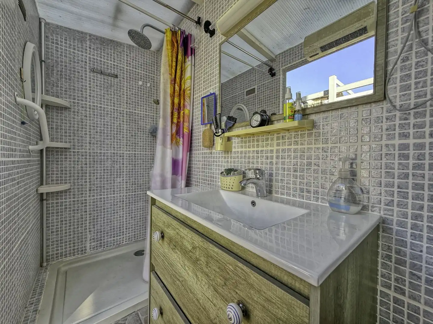 Bathroom of Houses for sale in Els Poblets  with Air Conditioner, Heating and Terrace